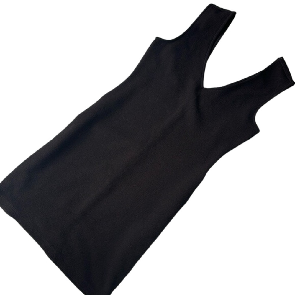 🖤 Little Black Dress – Deep V-Neck Elegance 👗